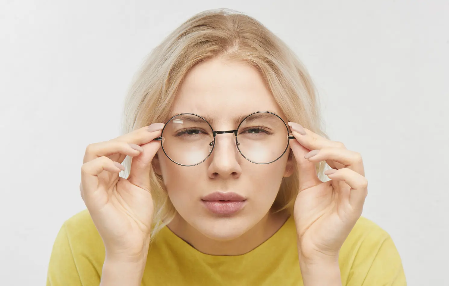 Options for correcting astigmatism: eyeglasses and contact lenses