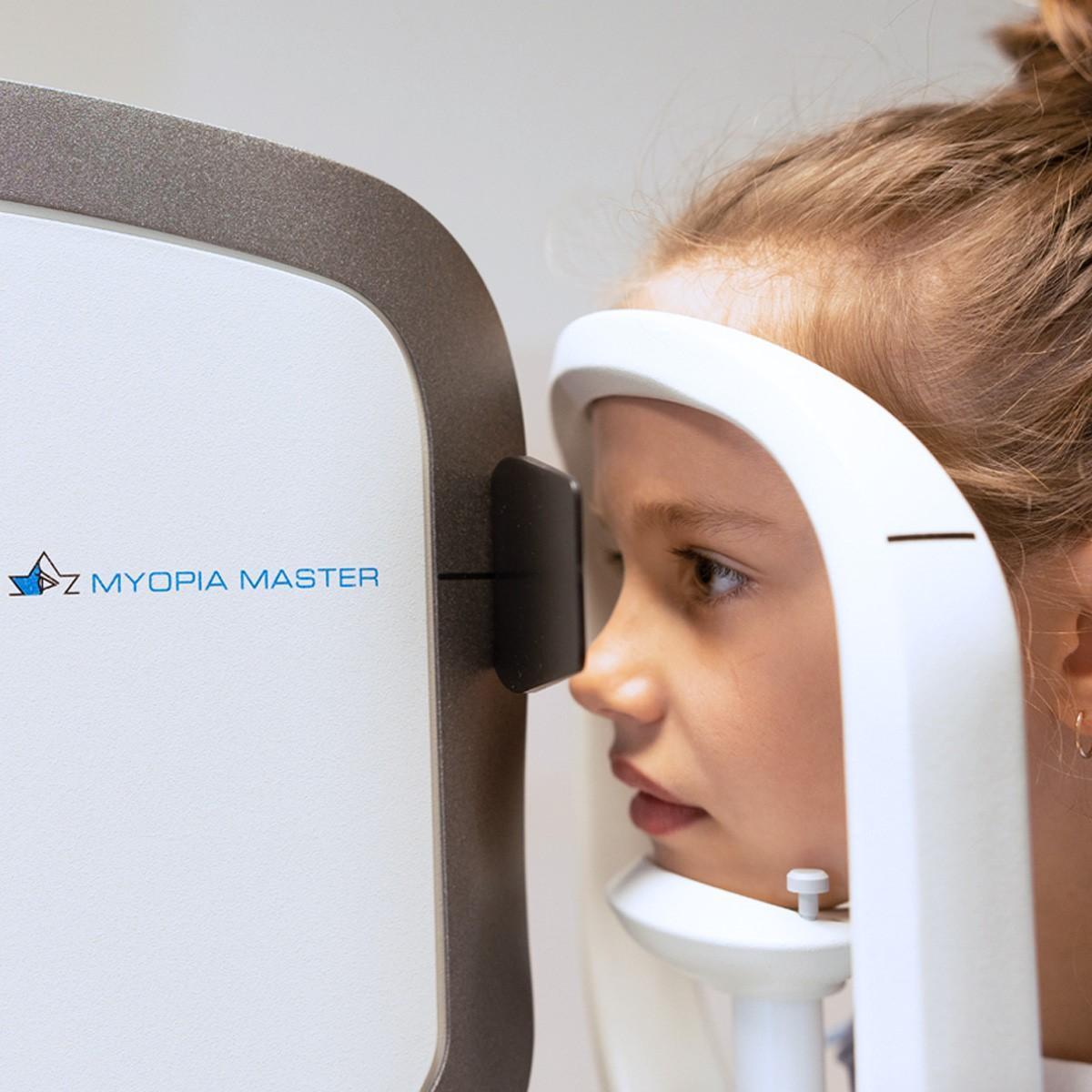 How Kiara got her first minus glasses and her journey with myopia-control lenses